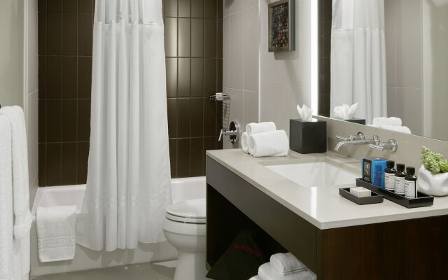 Hotel Lucent