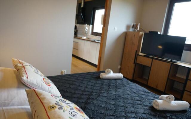 Holiday Resort With Sauna and Jacuzzi, Mielenko