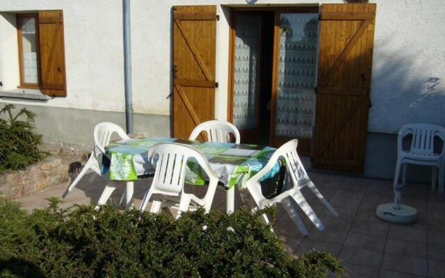 Gîte Verneix, 4 pièces, 6 personnes - FR-1-489-83