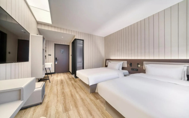 HanTing Hotel (Zhoushan Dinghai Changguo Road)