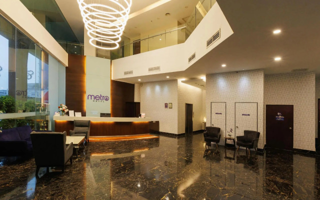 Metro Hotel