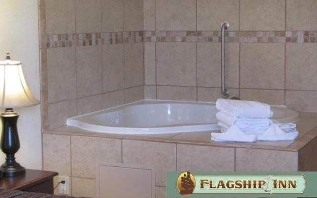 Flagship Inn