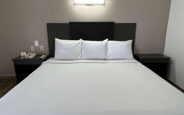 Motel 6 Orange, CA - Anaheim