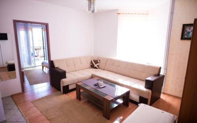 Apartmani Sutic & Restaurant San