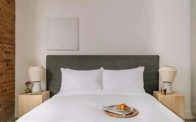 Sonder by Marriott Bonvoy Apollon Apartments Old Montreal