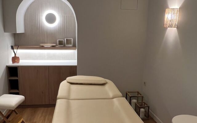 Opalia Suites
