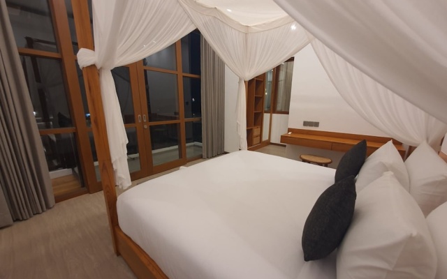 Casa Esquina - East Wing – Guest Rooms – Tibubeneng