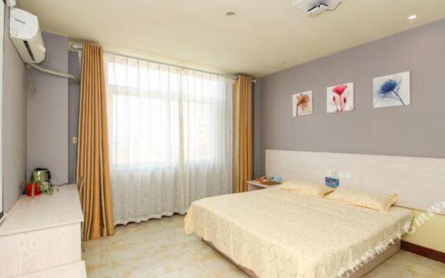 Ishuang Express Hotel