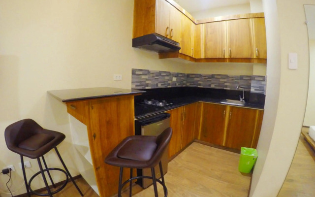 Golden Gate Suites