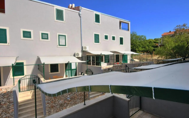 Apartments Kala mendula