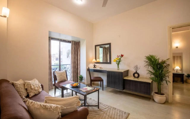 OYO 20016 SilverKey Huda City Centre