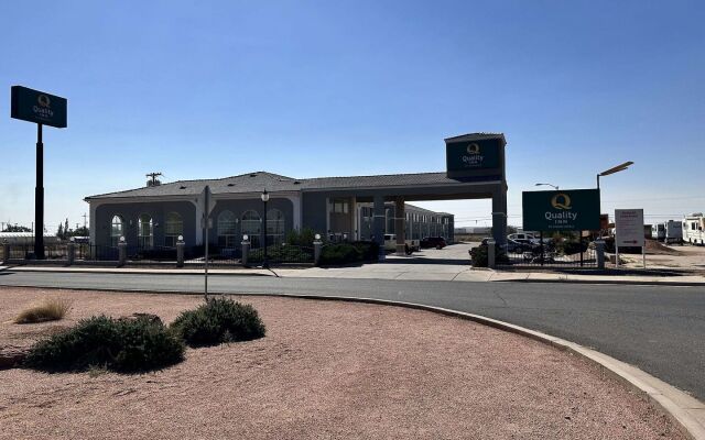 Quality Inn Winslow I-40