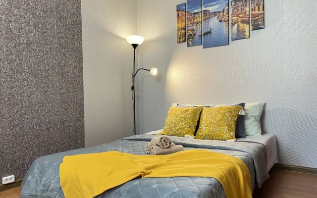 Диван и Чемодан на пр-кте Красный, 94/1