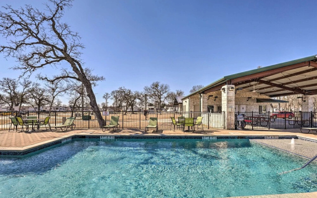 Upscale Tiny Home - Boho-chic Austin Getaway!