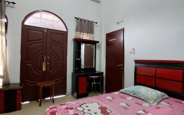 OYO 92384 Homestay Vip