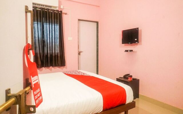 OYO Flagship 13612 PK Residency
