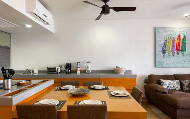 Homing Bird Apartments