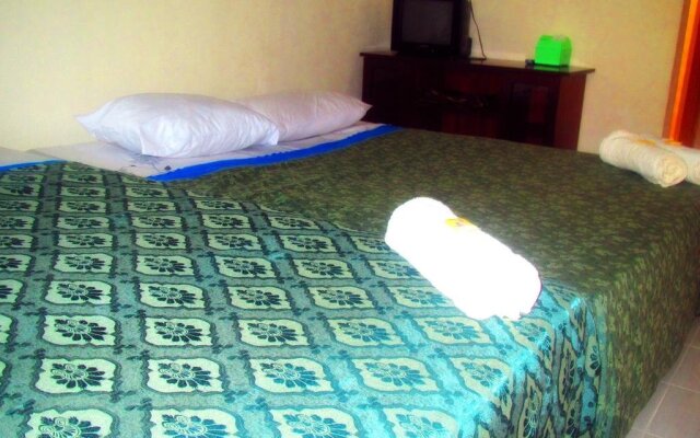 OYO 89419 Riverside Greenery Inn