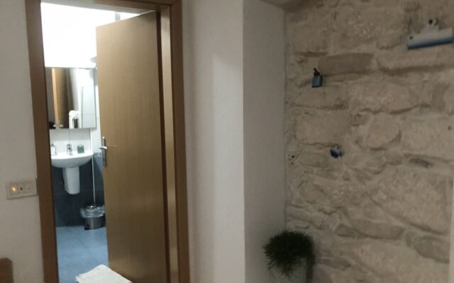 House Dijana