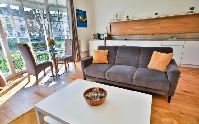 40B Wellington Suites