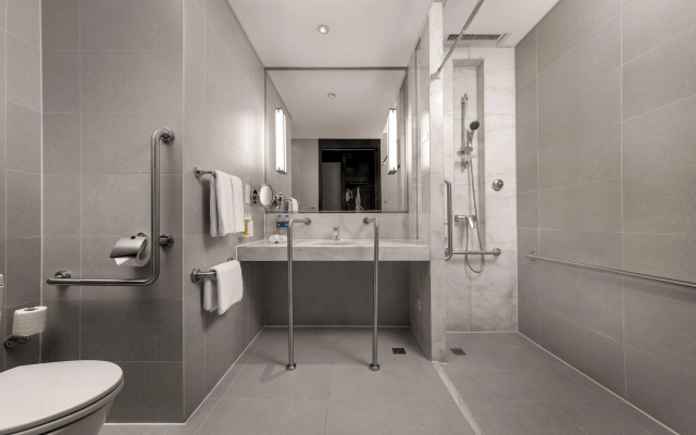 Holiday Inn Beijing Focus Square by IHG