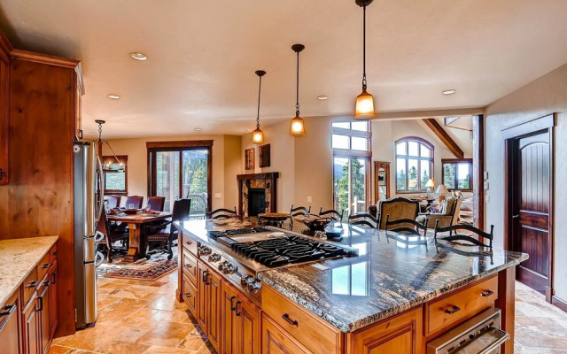 White Cloud Home #487