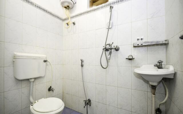 OYO 10704 Hotel Lake Haveli