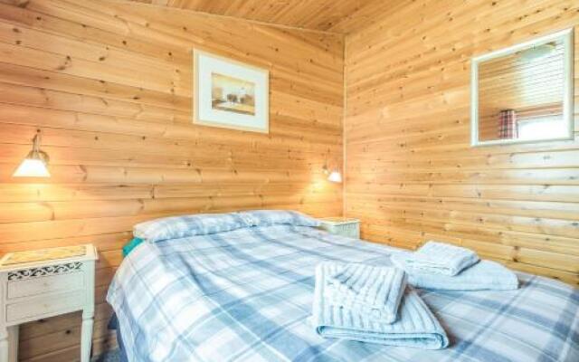 Rosy Lodge
