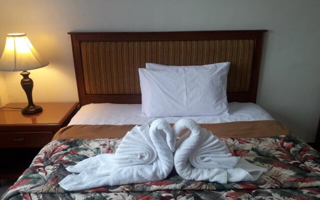 S & C Hotel Suites And Apartments