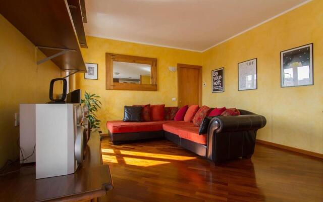 Bright house with 2 bedrooms & a unique terrace