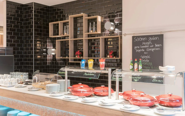 Holiday Inn Dusseldorf City Toulouser Allee by IHG