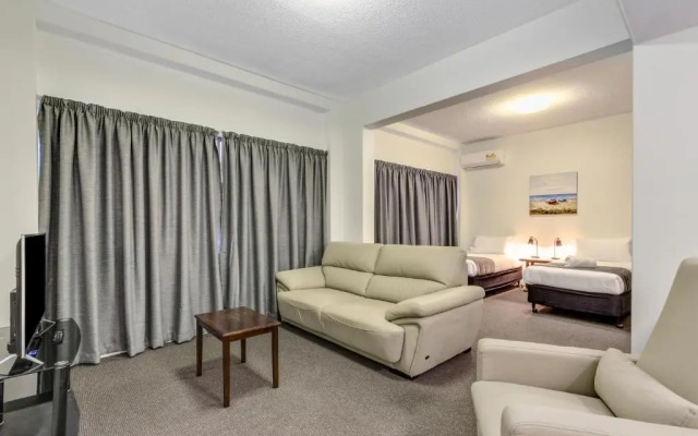 Rockhampton Riverside Central Hotel