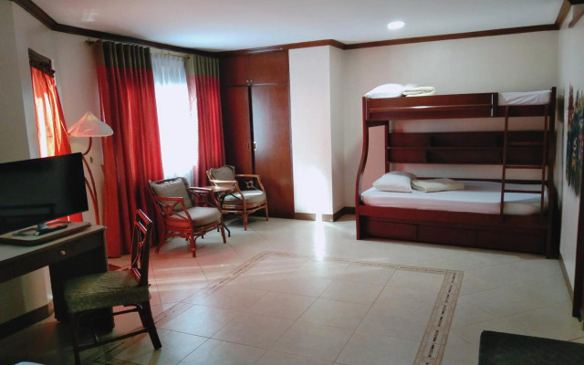 Golden Pine Hotel