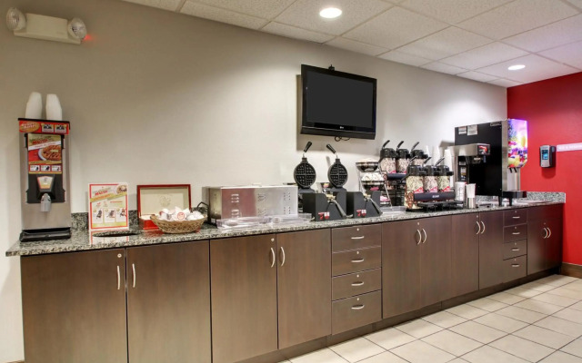 Microtel Inn & Suites by Wyndham Tuscaloosa Near University