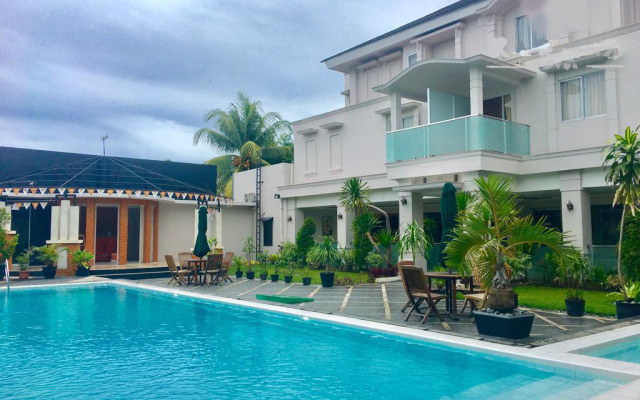 Kawana Hotel