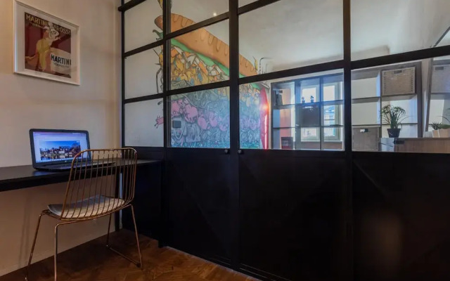 Graffiti Apartment by Wonderful Italy