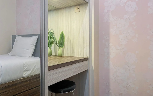 Best And Homey 2Br At Bassura City Apartment