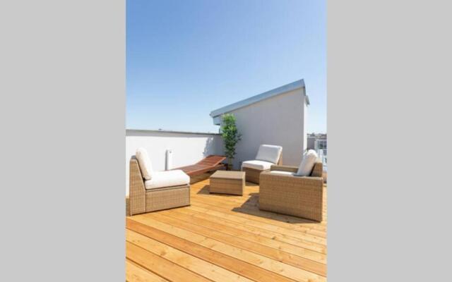 Penthouse near Schoenbrunn with large terrace! N43