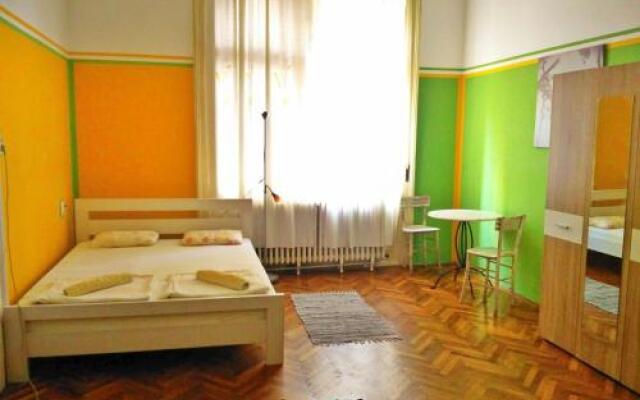 Downtown Hostel Novi Sad