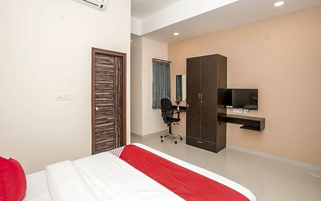 Super OYO Capital O 3 Square Near Sri Amruth Chithra Mandira