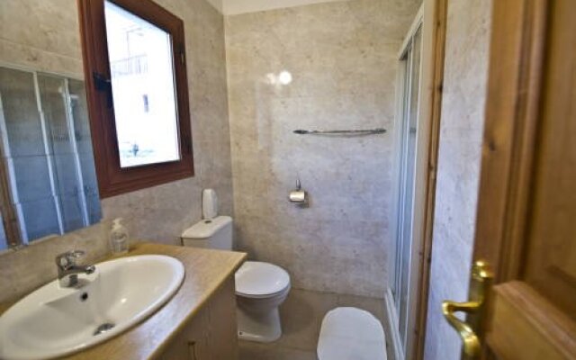 Lania Royal Oak Villa
