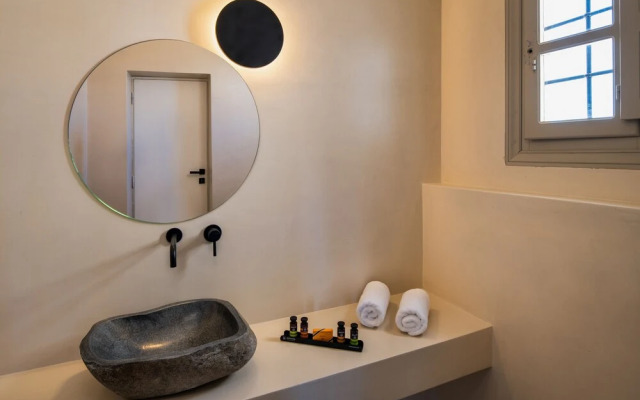 Azanti Suites