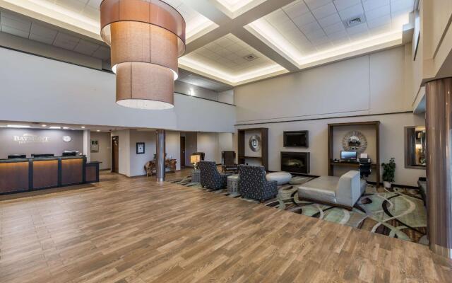 Baymont Inn and Suites - Bellevue