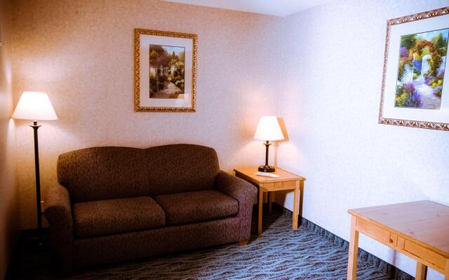 Best Western Plus Executive Court Inn & Conference Center