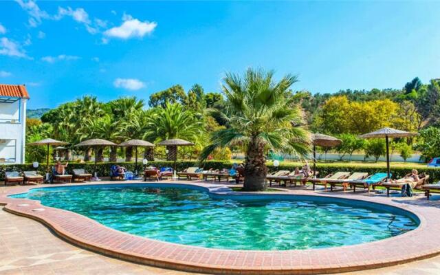 Ostria Hotel & Apartments