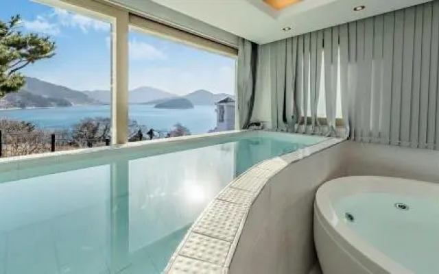 Geoje For bridge pension