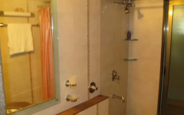 Hummingbird Apartments - Saiprasad