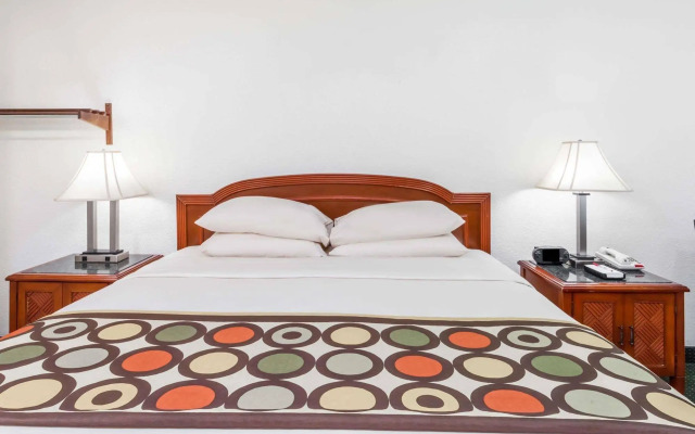 Simple Rewards Inn