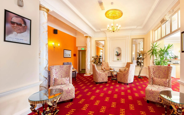 Muthu Alexandra Hotel