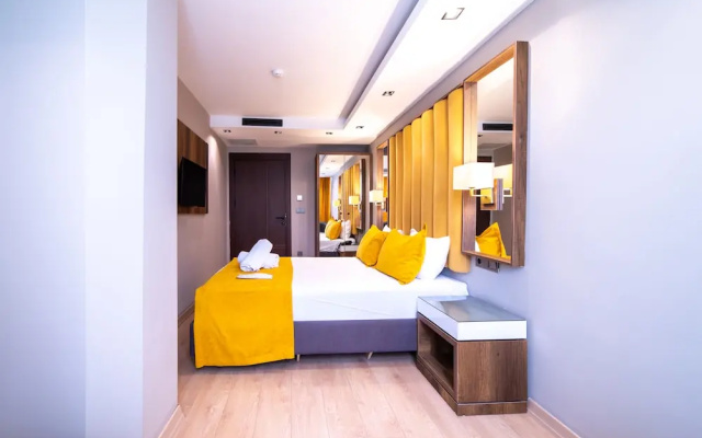 Garden Room Suit Hotel